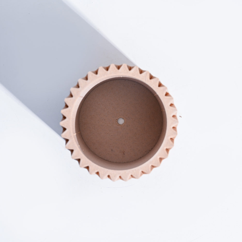 Interlace Charm Wooden Pot