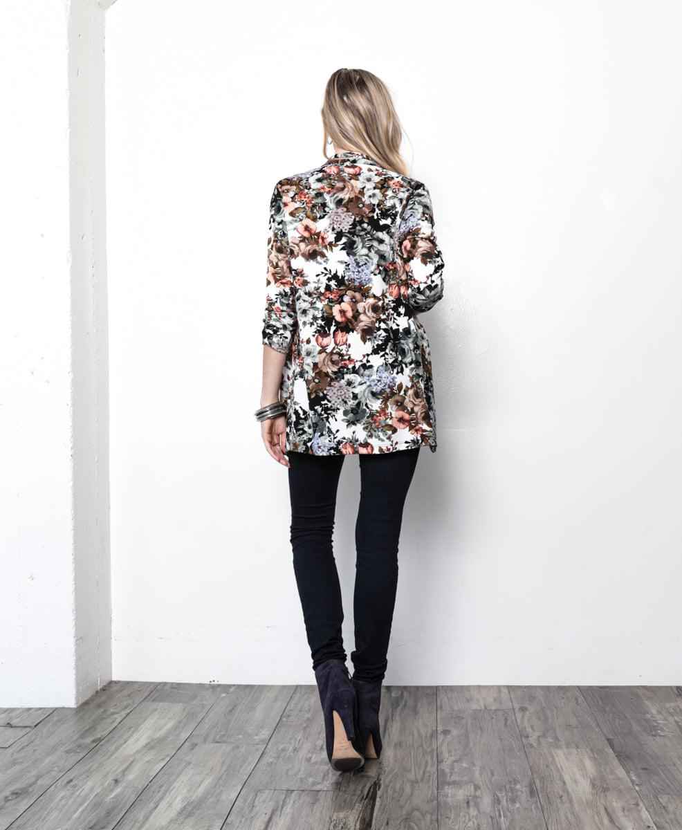 1241. Print open blazer, fold over flaps, ruched detailed sleeves