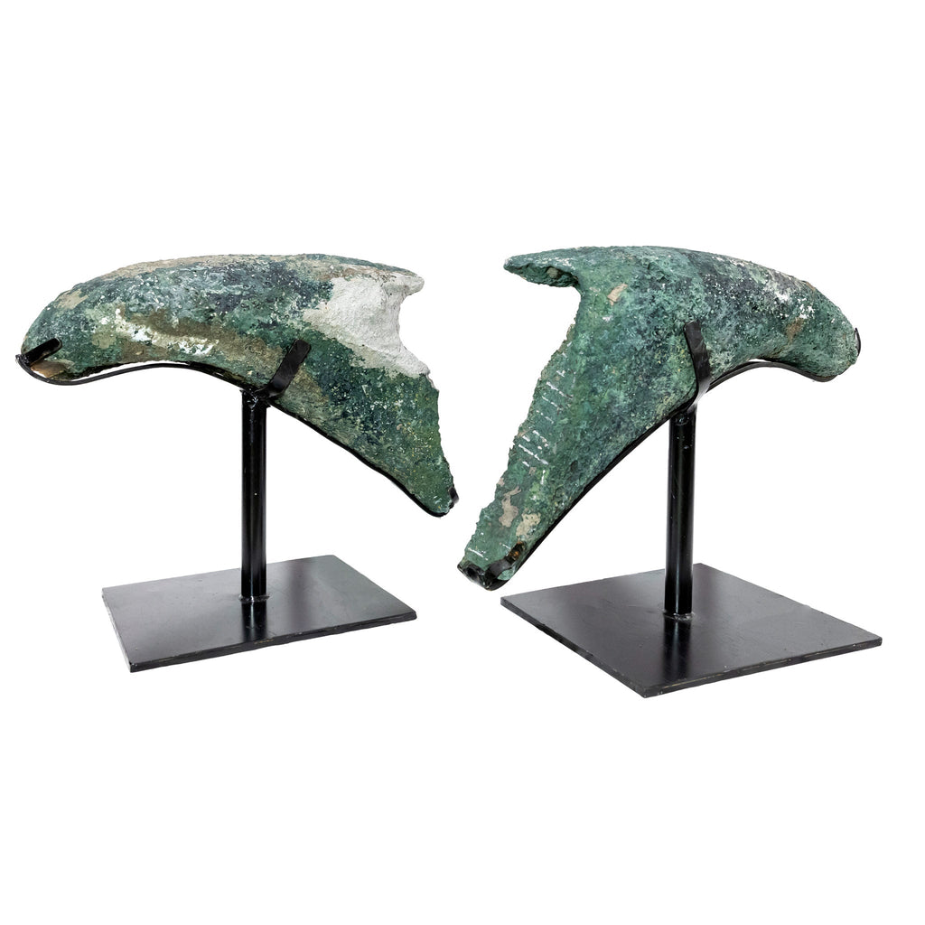 Amethyst Pair Dolphins