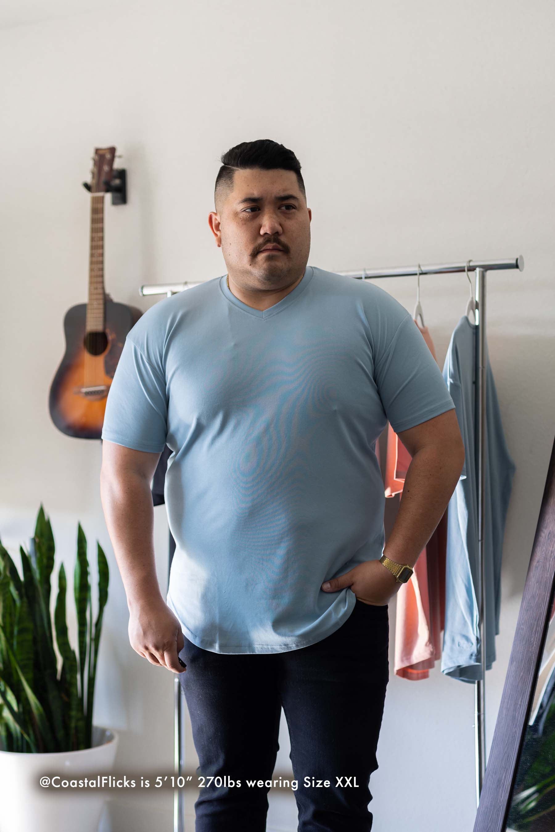 Curve V-Neck T-Shirt: White