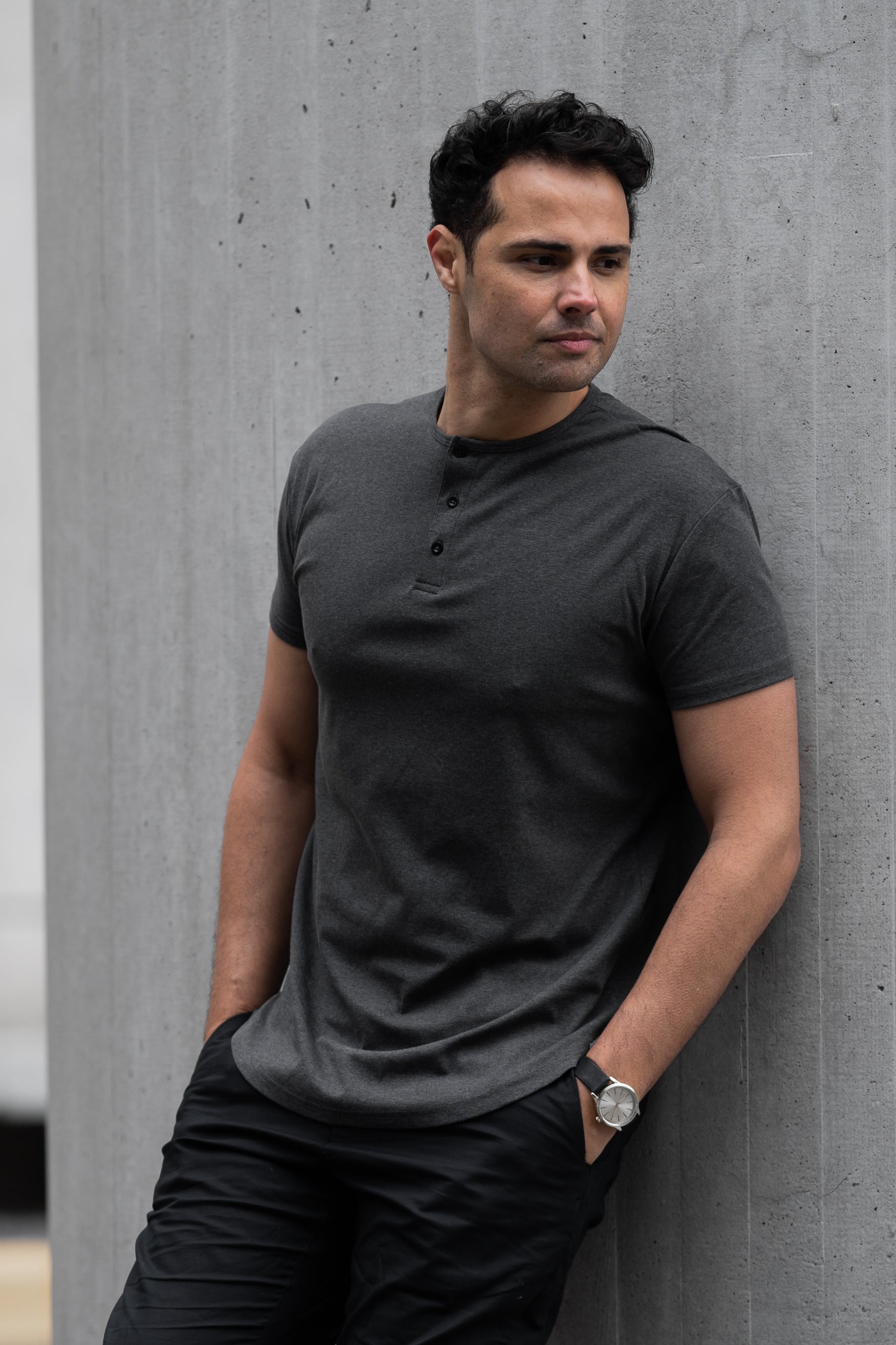 Curve Henley T-Shirt: Black