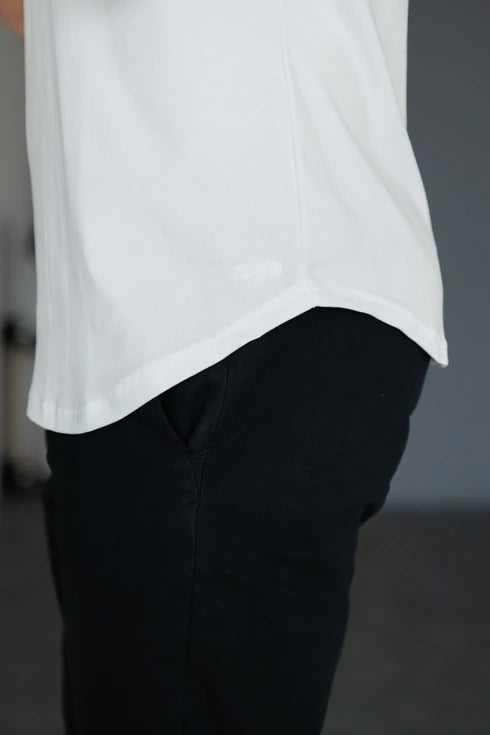 Curve Crew T-Shirt: Apricot - Rule Of Threads