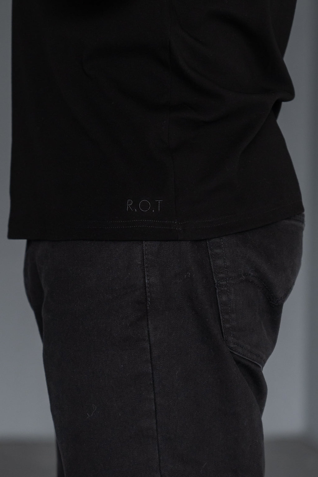 Classic V-Neck T-Shirt: Black - Rule Of Threads