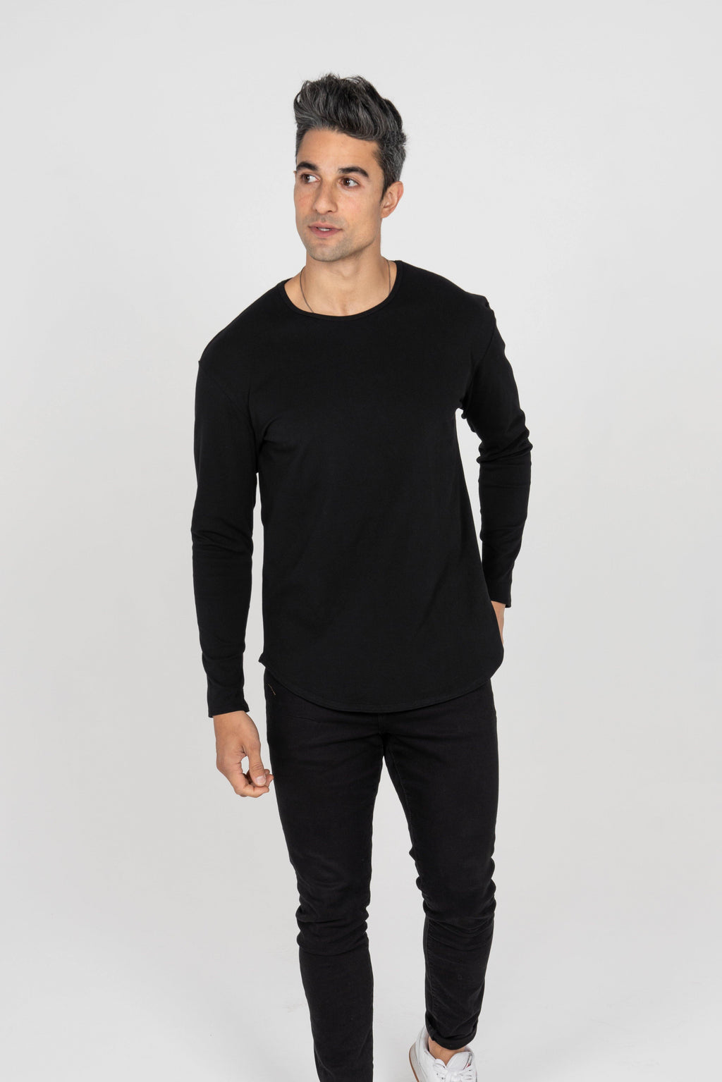 L/S Curve Crew: Black - Rule Of Threads