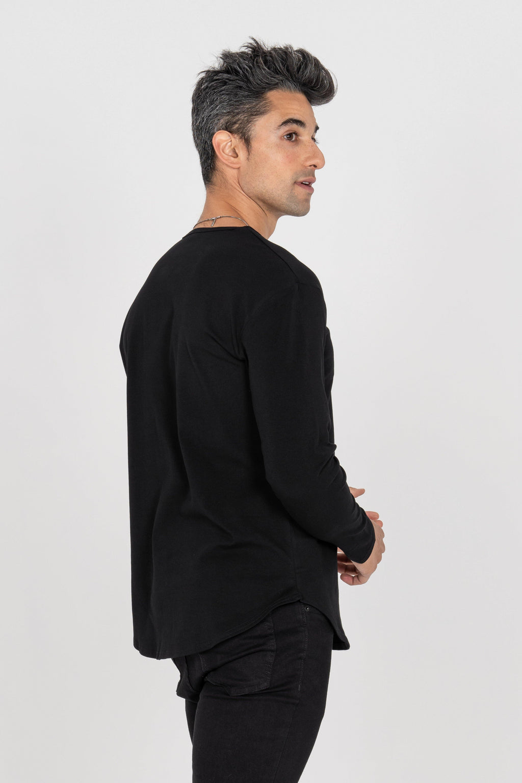 L/S Curve Henley: Black - Rule Of Threads