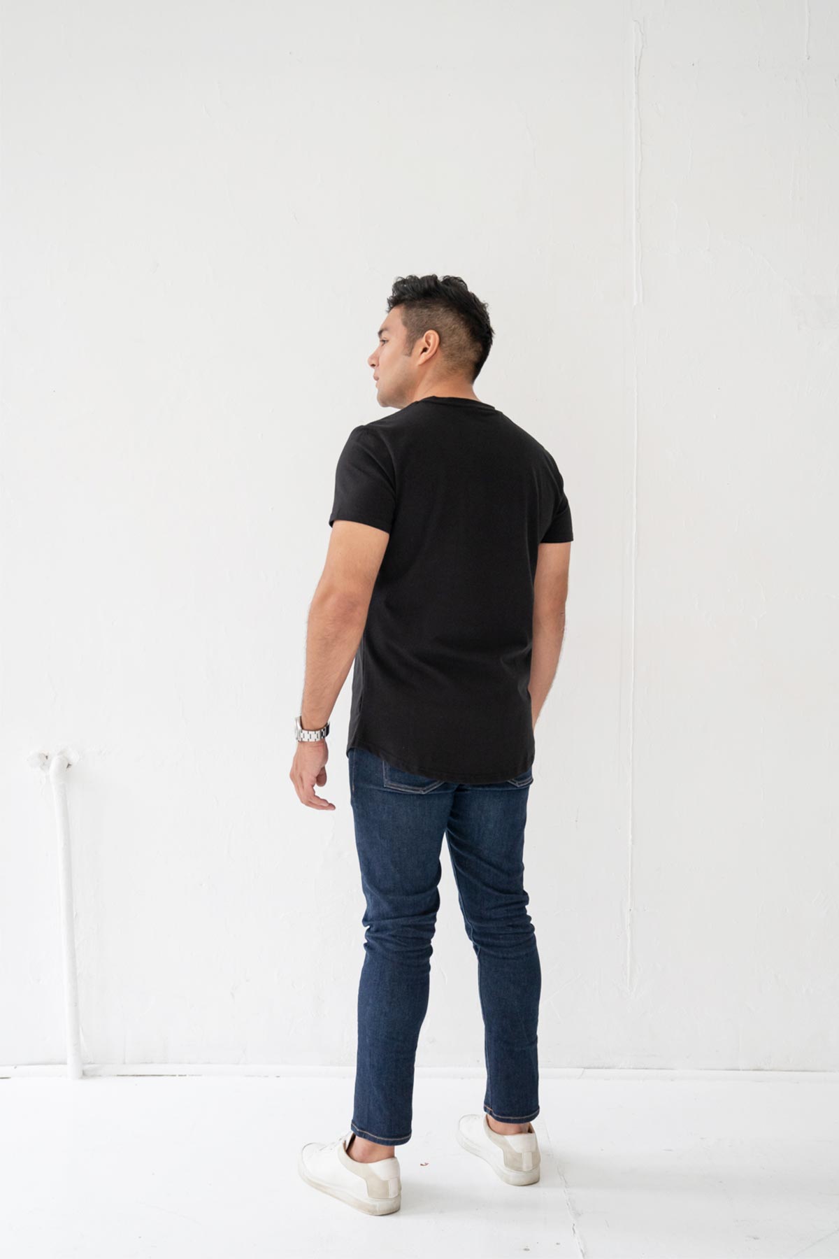 Slim Curve Crew T-Shirt: Black - Rule Of Threads