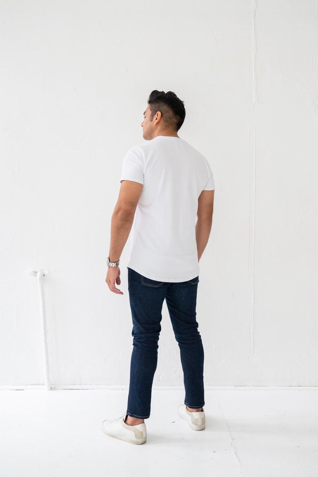 Slim Curve Crew T-Shirt: White - Rule Of Threads