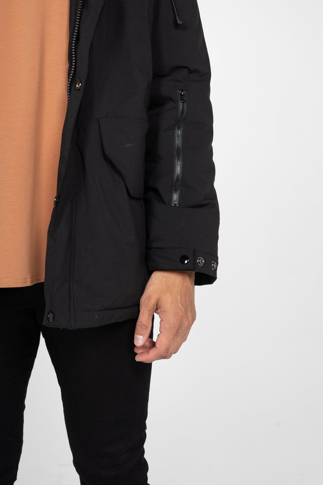 The Tech Jacket: Black - Rule Of Threads