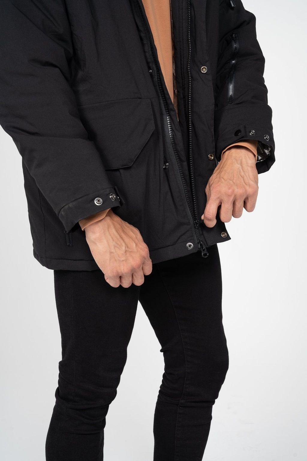 The Tech Jacket: Black - Rule Of Threads